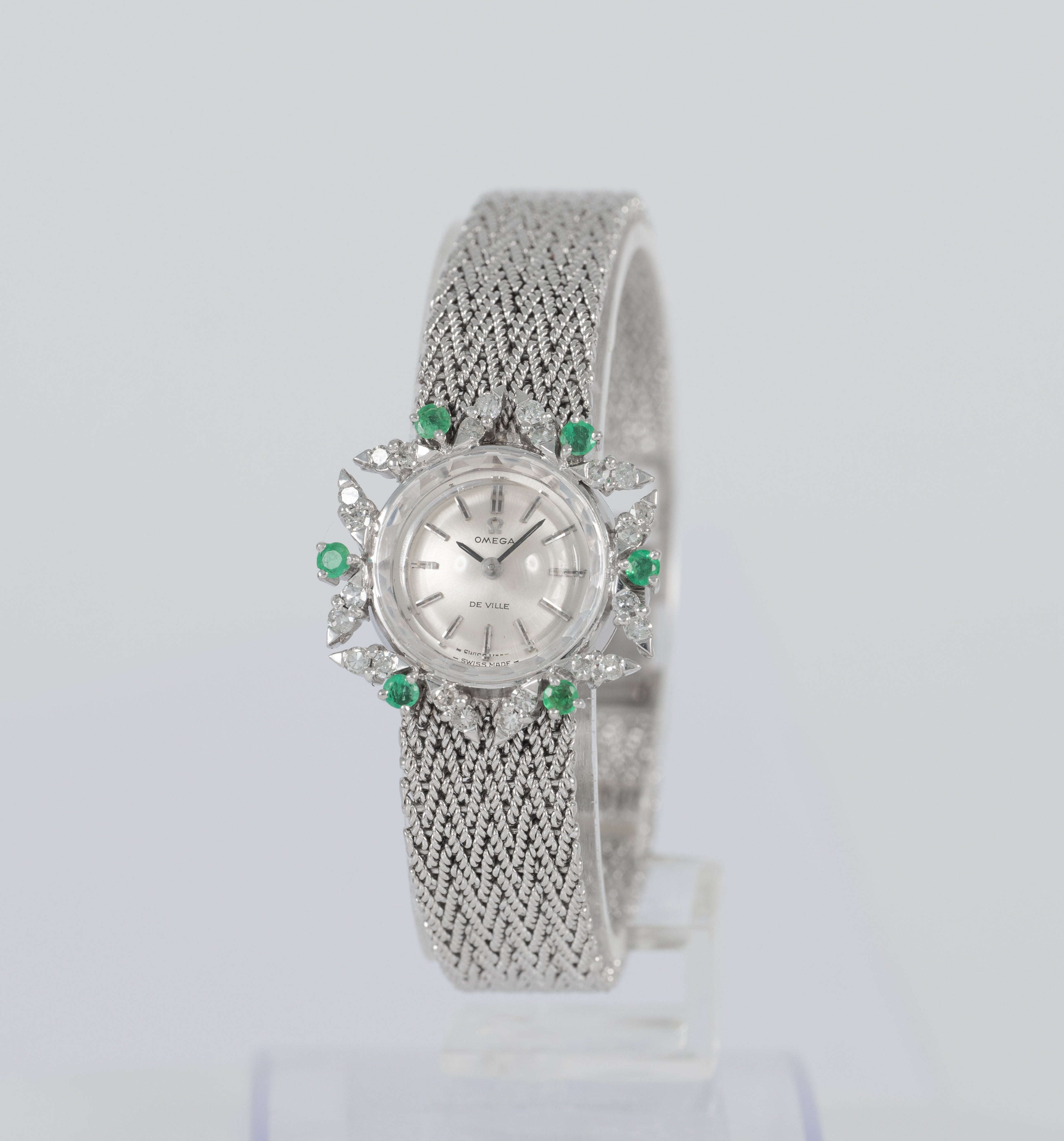 Omega De Ville White Gold 18k Diamonds and Emeralds Ref: 511227