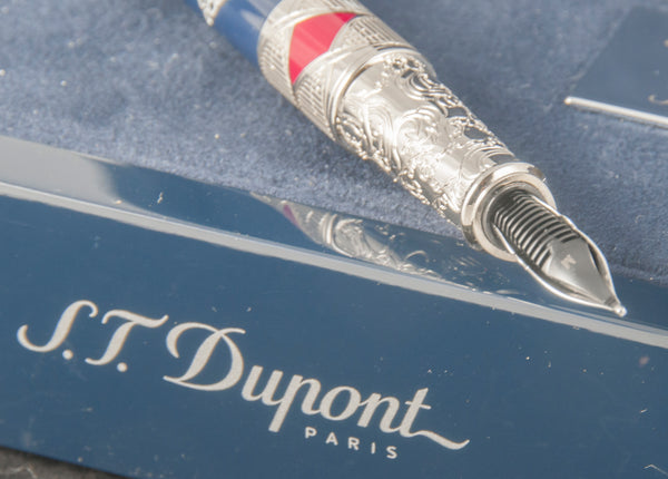 S.T. Dupont Samourai Large Neo-Classique Fountain Pen Limited Edition Nib 18k Gold