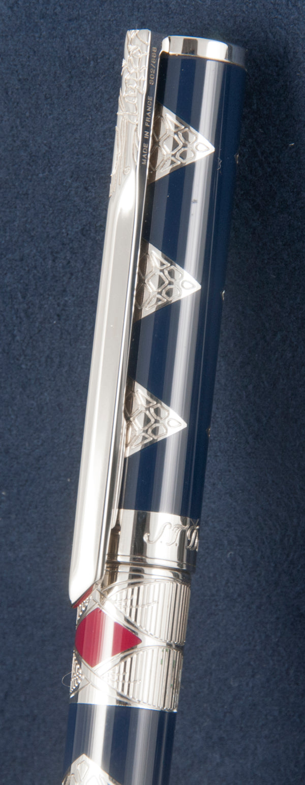 S.T. Dupont Samourai Large Neo-Classique Fountain Pen Limited Edition Nib 18k Gold