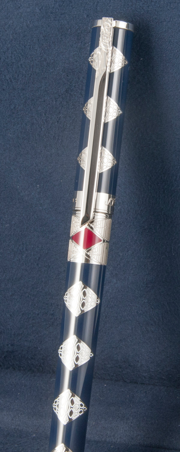 S.T. Dupont Samourai Large Neo-Classique Fountain Pen Limited Edition Nib 18k Gold