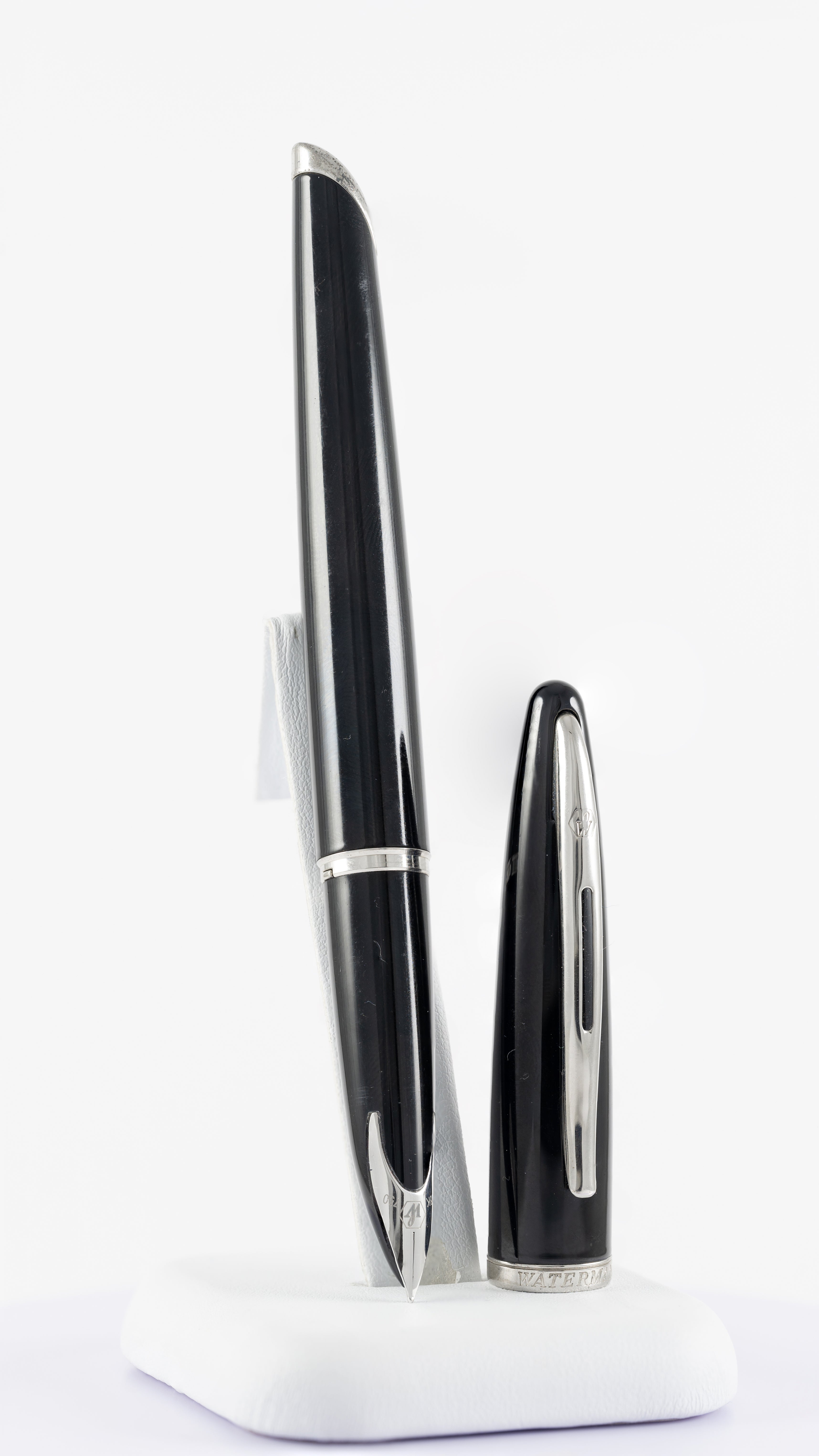 Waterman Carene Black Sea Fountain Pen Nib 18k 750