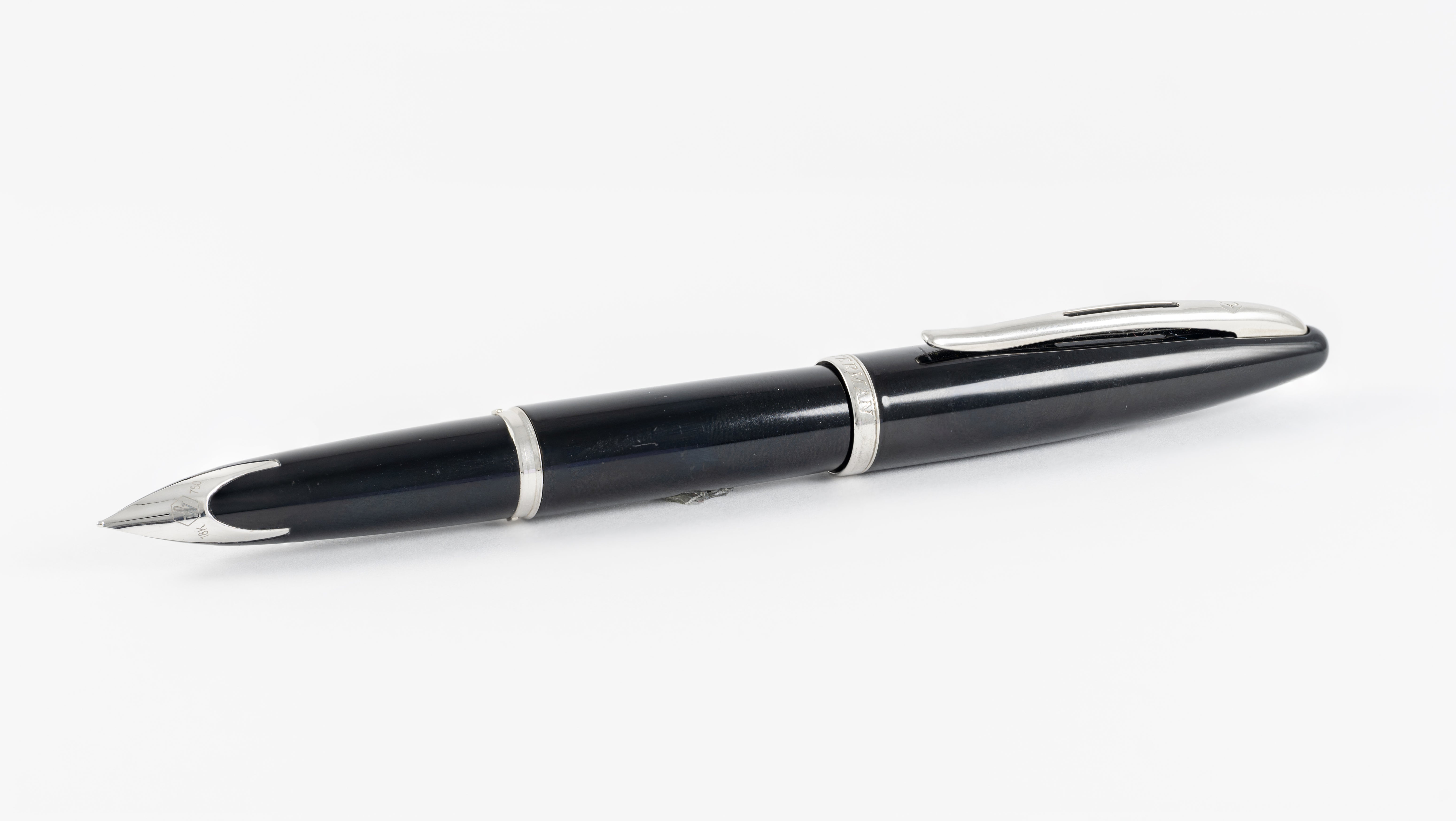Waterman Carene Black Sea Fountain Pen Nib 18k 750