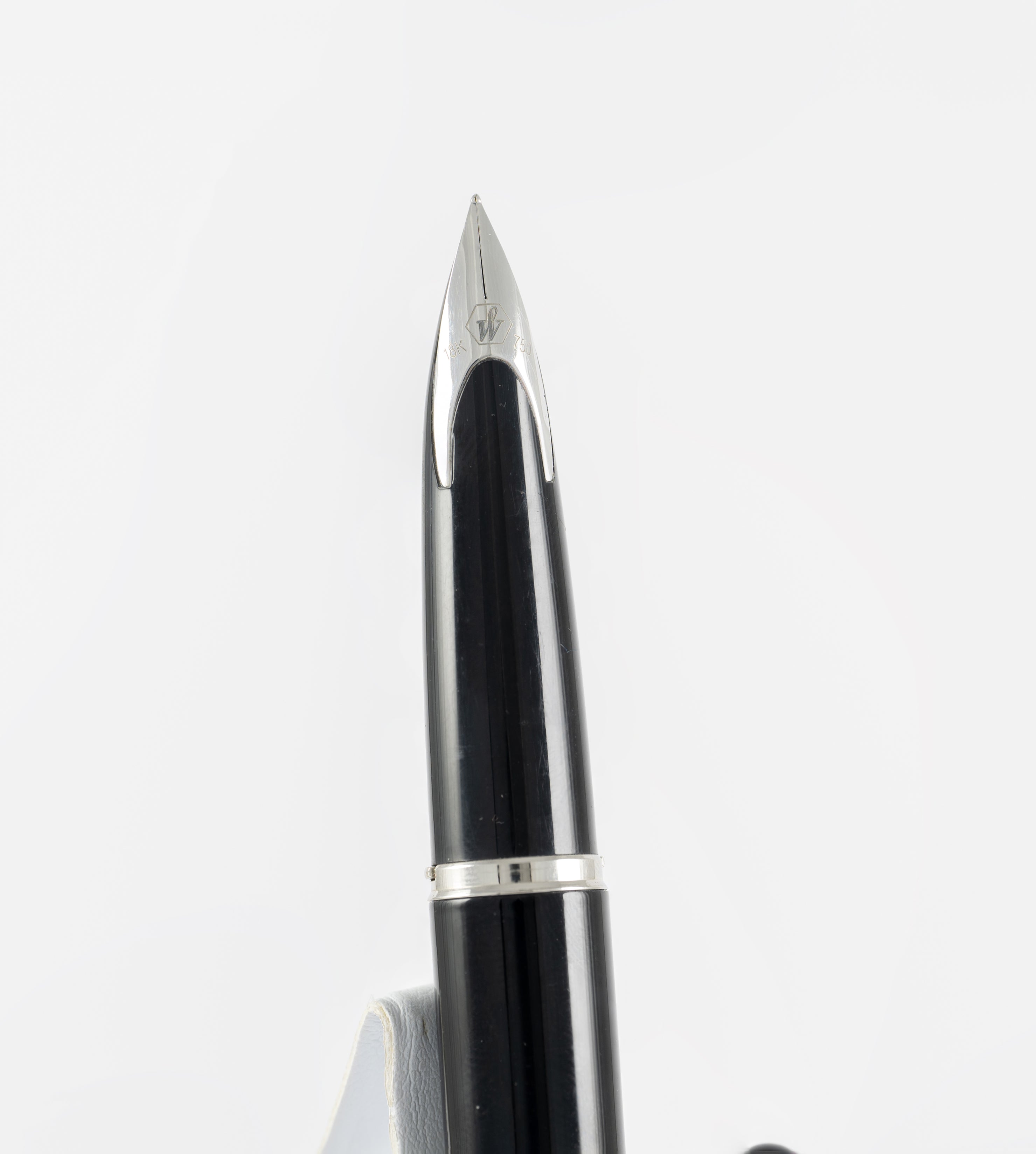 Waterman Carene Black Sea Fountain Pen Nib 18k 750