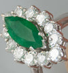 Anillo en oro blanco 18k con esmeralda y brillantes - Mayka Jewels
