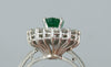 Anillo en oro blanco 18k con esmeralda y brillantes - Mayka Jewels
