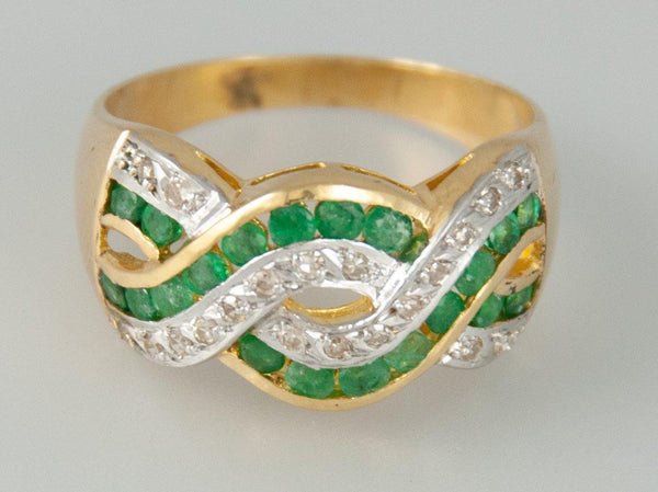 Anillo en oro 18k con esmeraldas y brillantes - Mayka Jewels