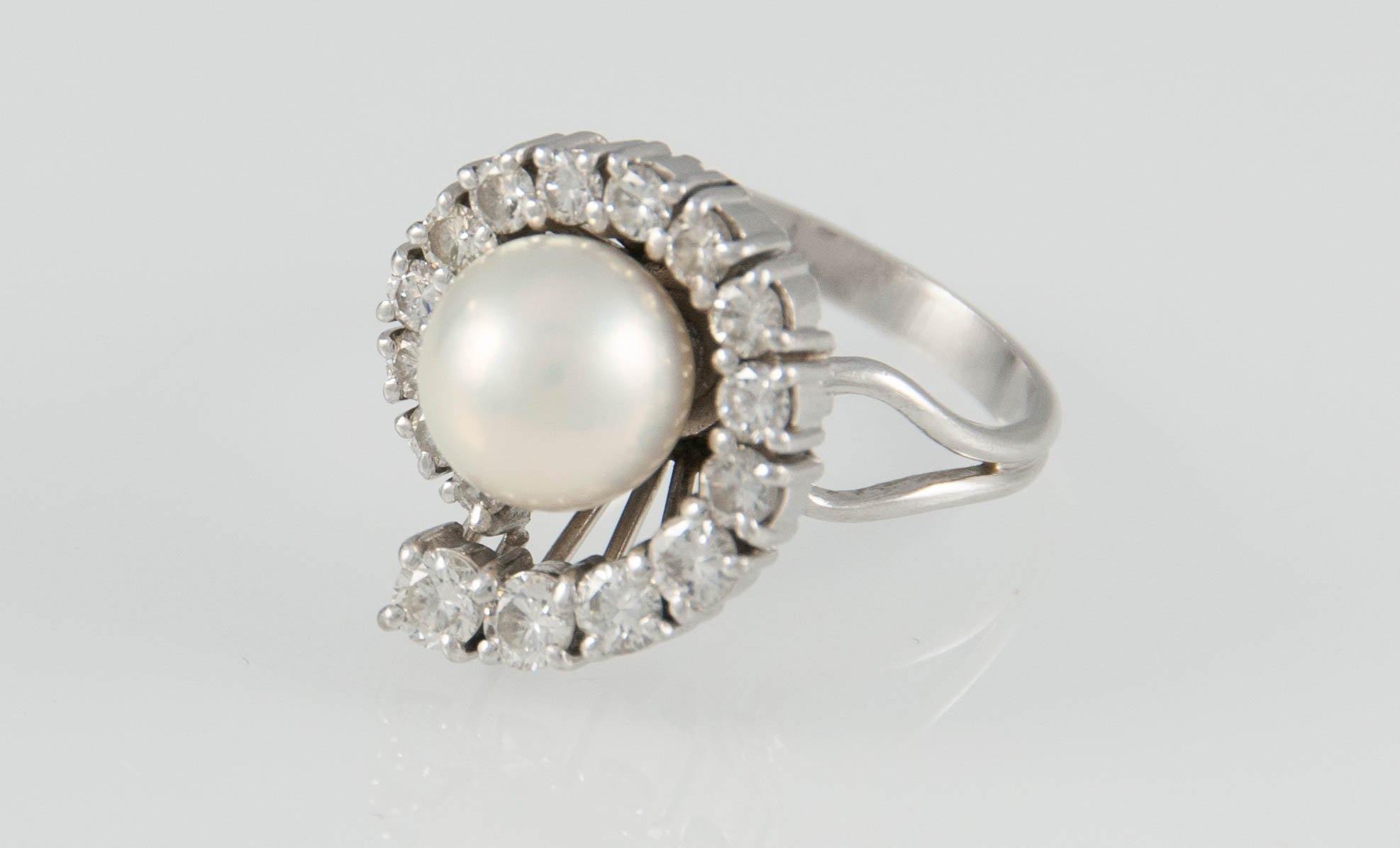 Anillo en oro 18k con perla australiana y brillantes - Mayka Jewels