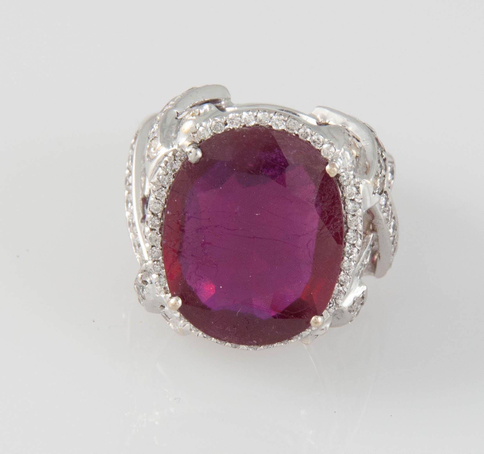 Anillo en oro blanco 18k con brillantes y rubí - Mayka Jewels