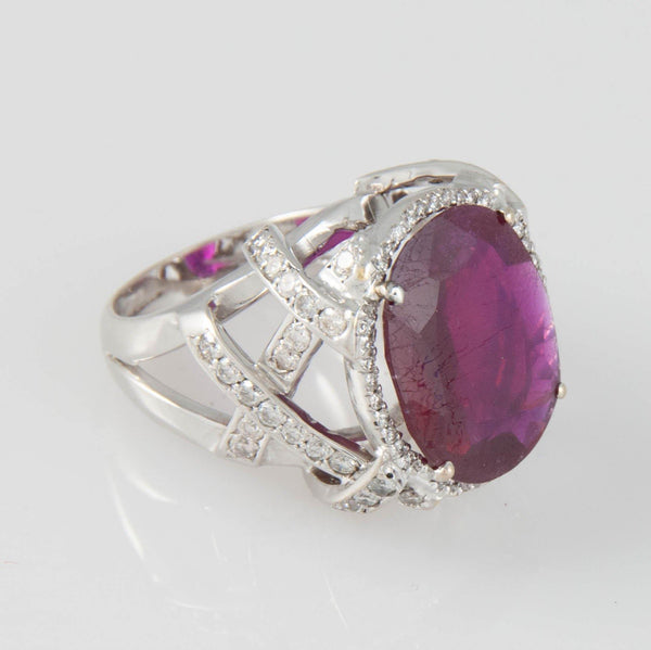 Anillo en oro blanco 18k con brillantes y rubí - Mayka Jewels