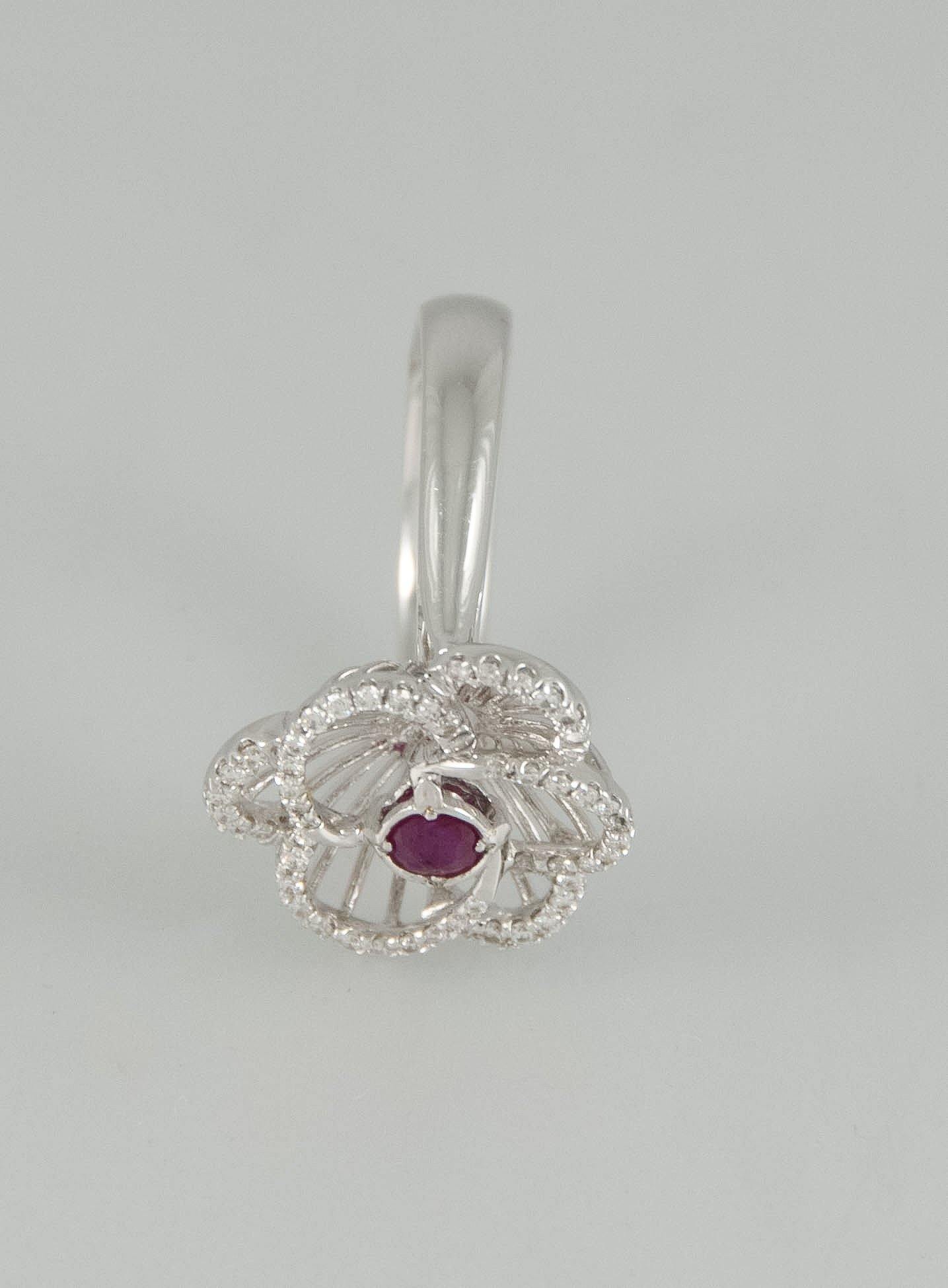 Anillo en oro blanco 18k con rubí y brillantes - Mayka Jewels