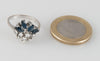 Anillo en oro blanco de 14k con zafiros y brillantes - Mayka Jewels