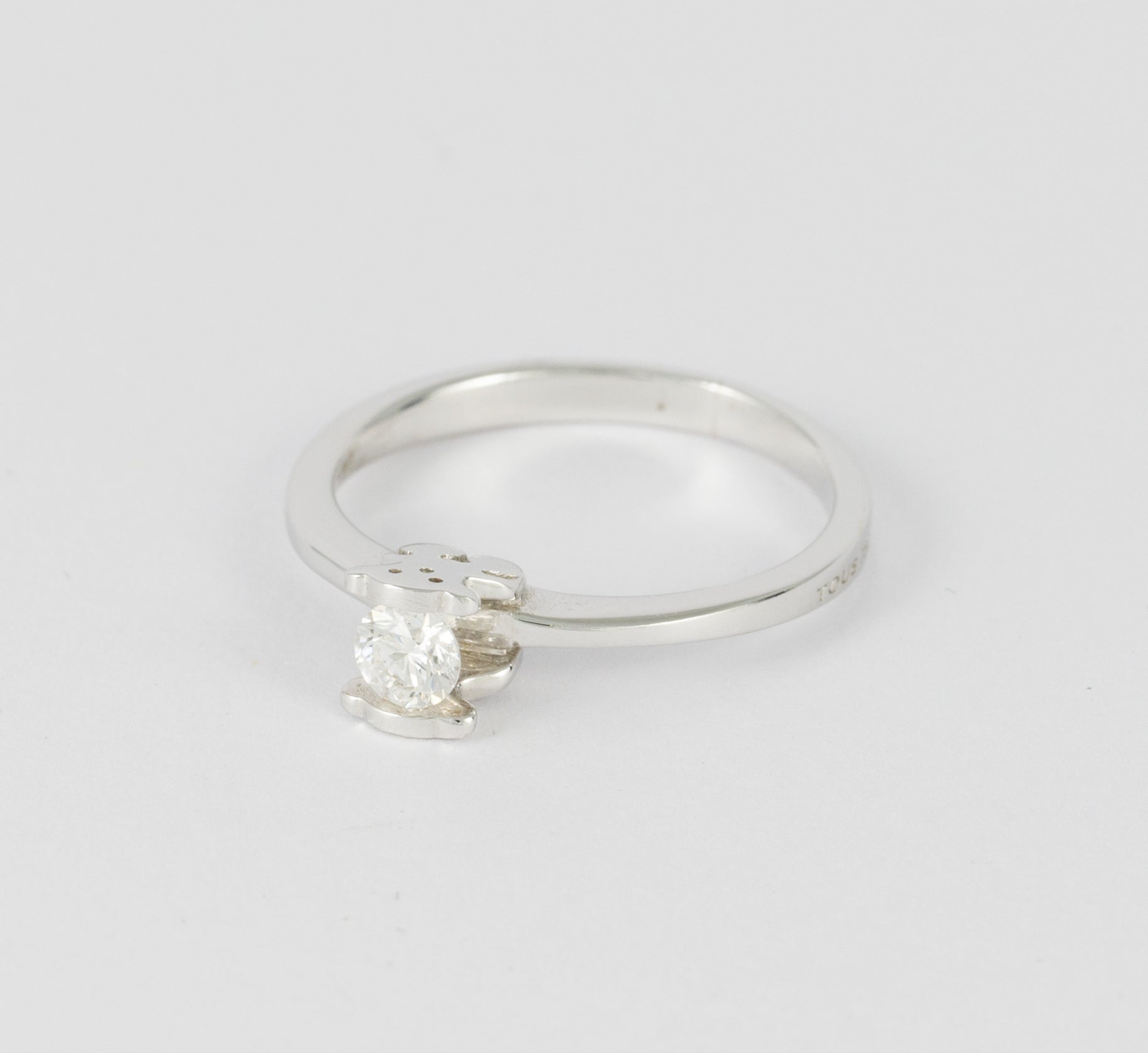 Anillo Tous en oro blanco 18k con brillante 0.18ct - Mayka Jewels