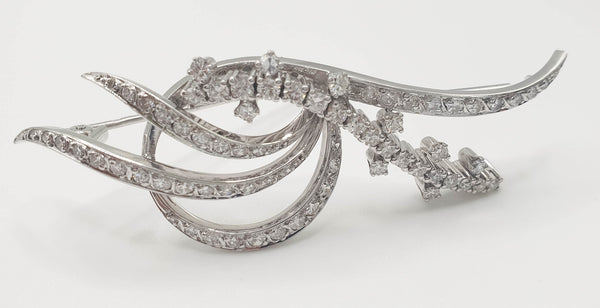 Broche años 40 en oro blanco 18k con diamantes 1.43 quilates - Mayka Jewels