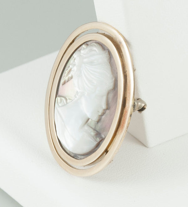 Broche antiguo en oro amarillo 14k y nácar - Mayka Jewels