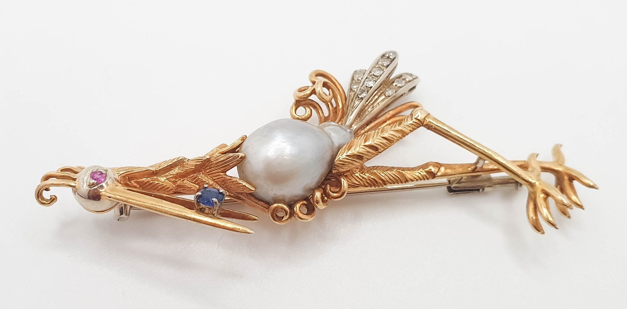 Broche antiguo hecho a mano en oro 18k con diamantes rubí y zafiro - Mayka Jewels