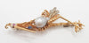 Broche antiguo hecho a mano en oro 18k con diamantes rubí y zafiro - Mayka Jewels