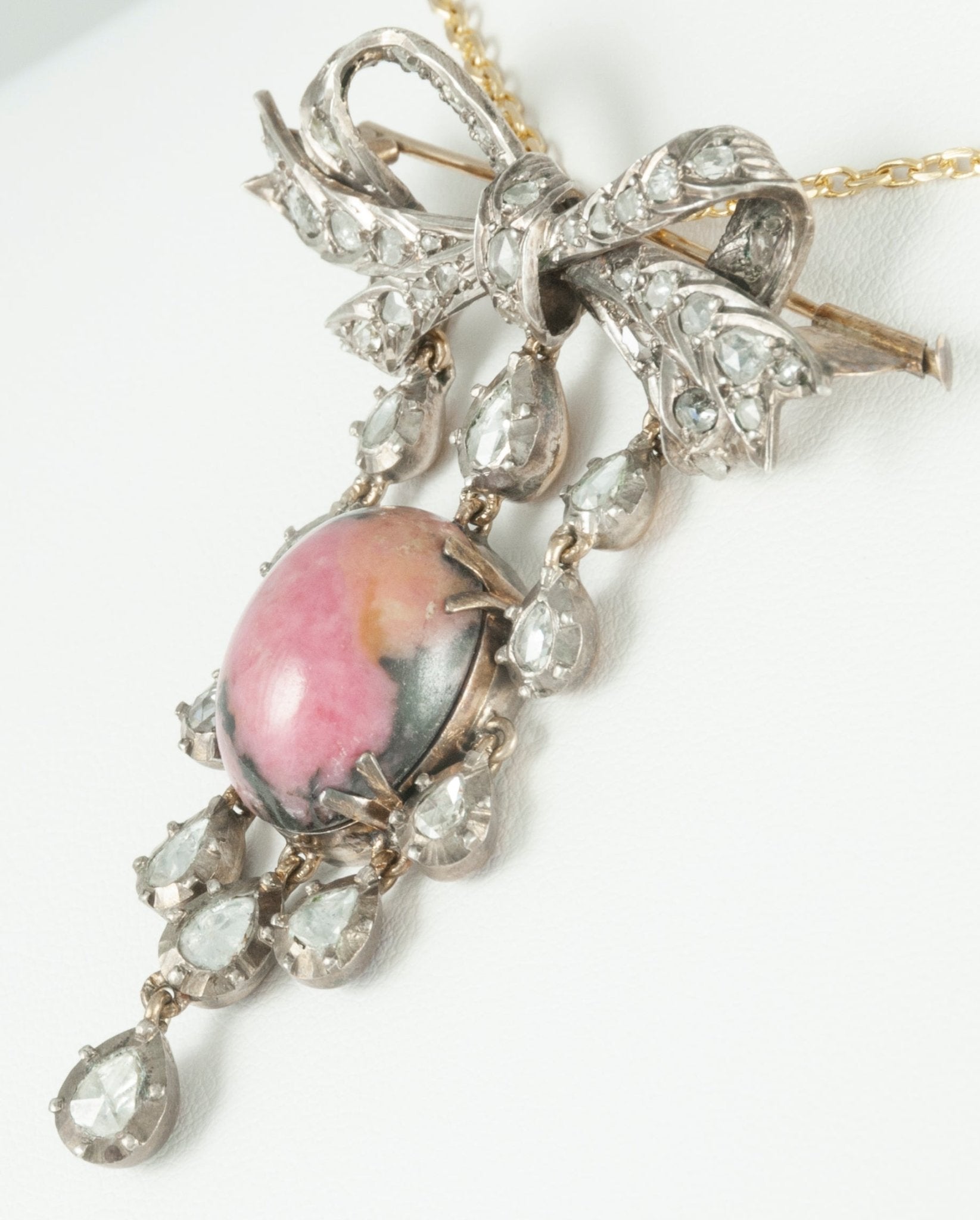 Broche pendentif antiguo en oro amarillo 18k y plata con brillantes y rodonita - Mayka Jewels