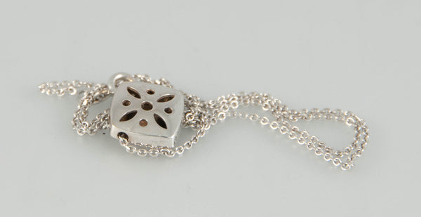 Cadena y colgante en oro blanco 18k con brillantes - Mayka Jewels