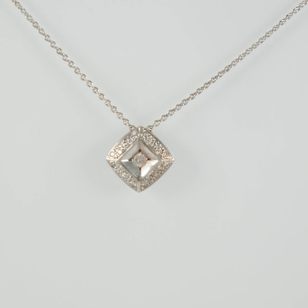 Cadena y colgante en oro blanco 18k con brillantes - Mayka Jewels
