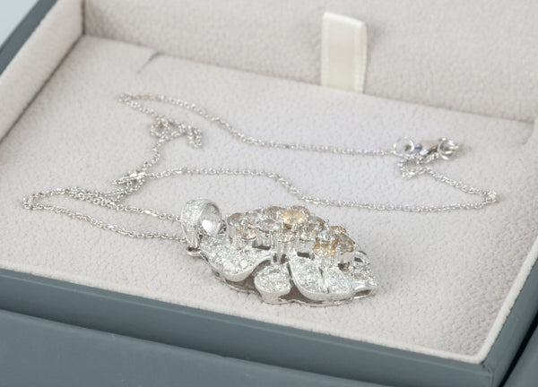 Cadena y colgante en oro blanco 18k y brillantes 3.5 ct House of R&D - Mayka Jewels