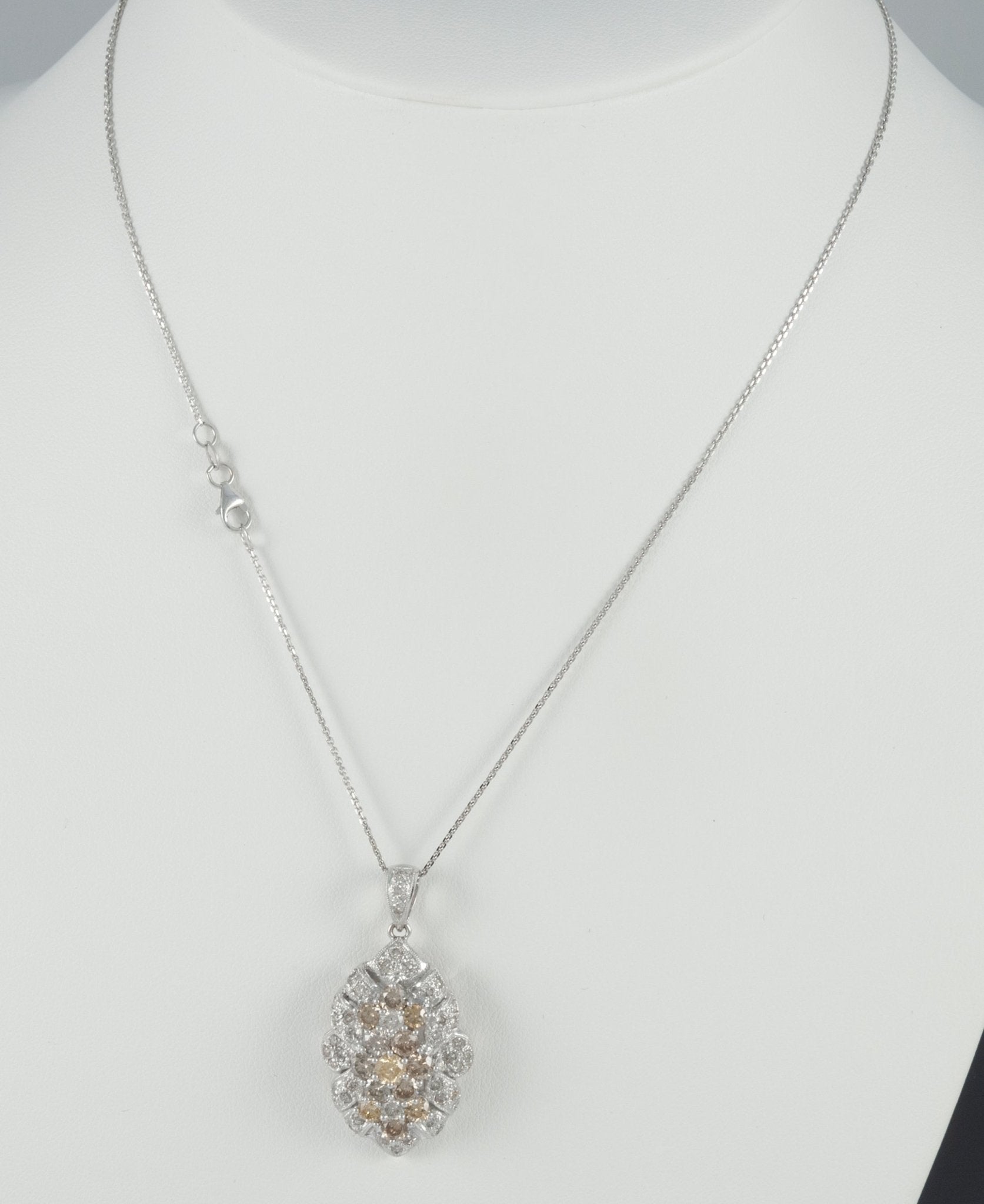 Cadena y colgante en oro blanco 18k y brillantes 3.5 ct House of R&D - Mayka Jewels