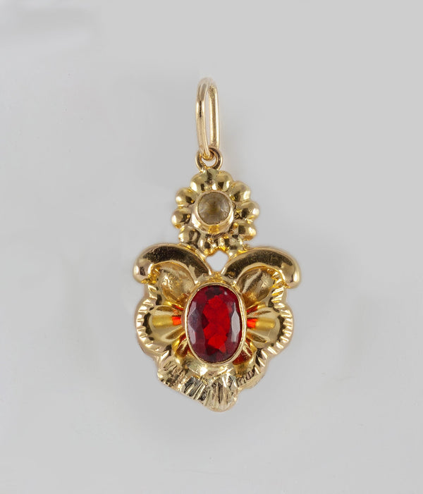Colgante antiguo en oro amarillo 18k - Mayka Jewels