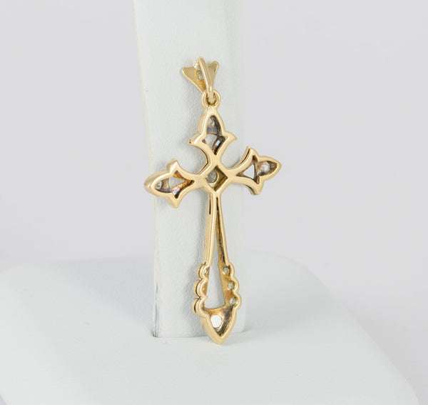 Colgante antiguo en oro amarillo 18k y diamantes 0.13 ct - Mayka Jewels