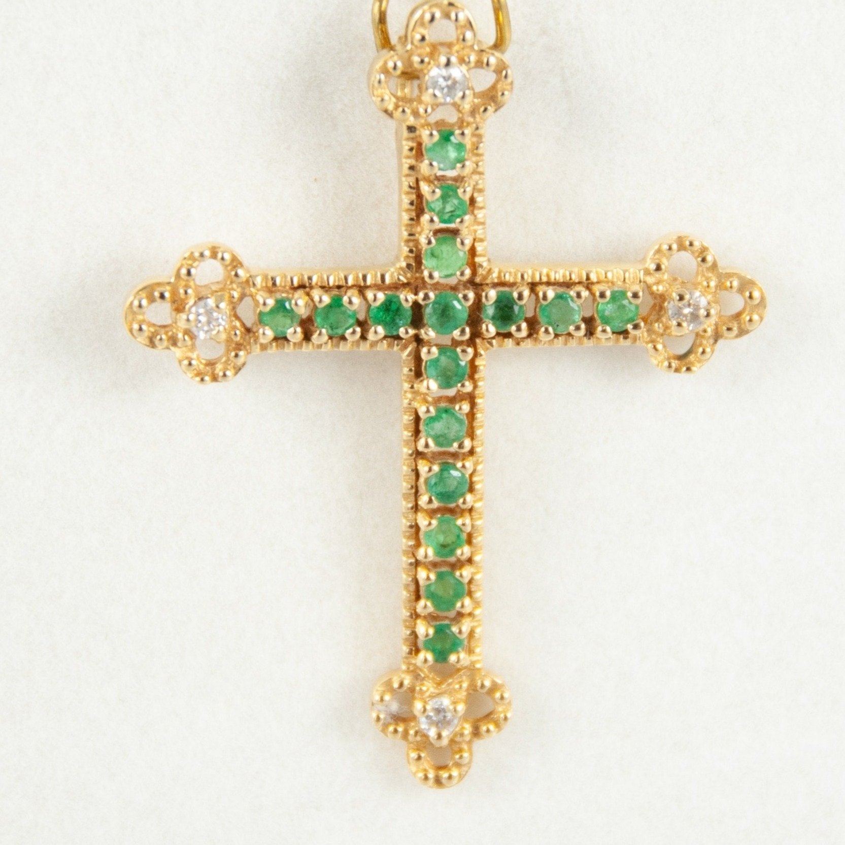 Colgante en oro 18k con esmeralda y brillantes - Mayka Jewels
