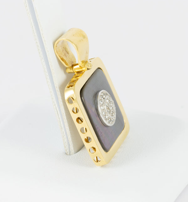 Colgante en oro amarillo 18k nácar y brillantes