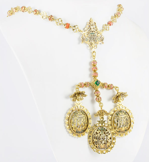 Collar tipo rosario en oro amarillo con esmeraldas y coral rojo - Mayka Jewels