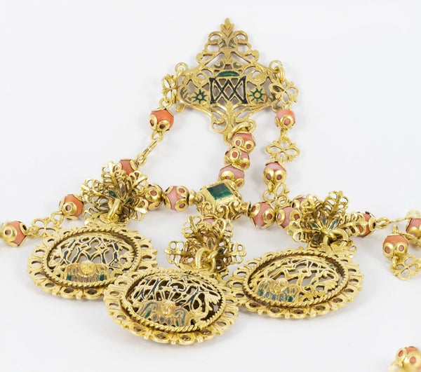 Collar tipo rosario en oro amarillo con esmeraldas y coral rojo - Mayka Jewels