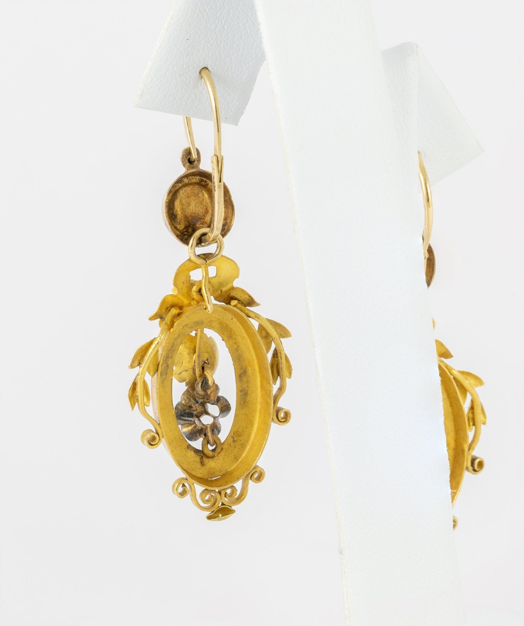 Conjunto antiguo pendientes y colgante en oro amarillo 18k y brillantes - Mayka Jewels