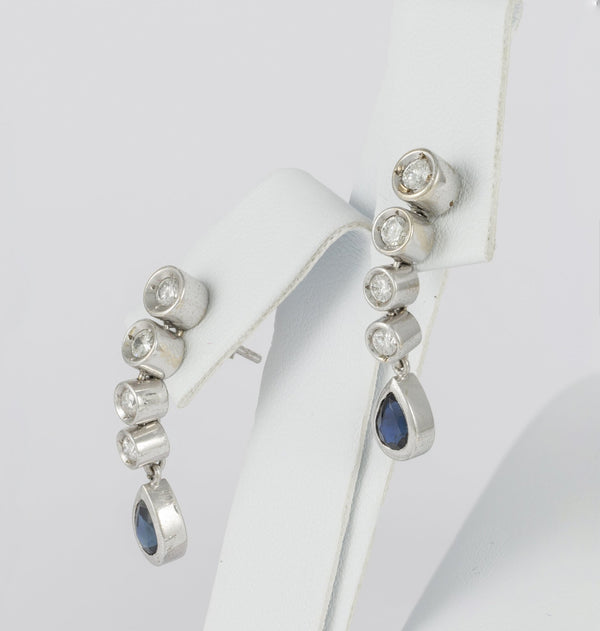 Conjunto pendientes y colgante en oro blanco con brillantes y zafiros - Mayka Jewels