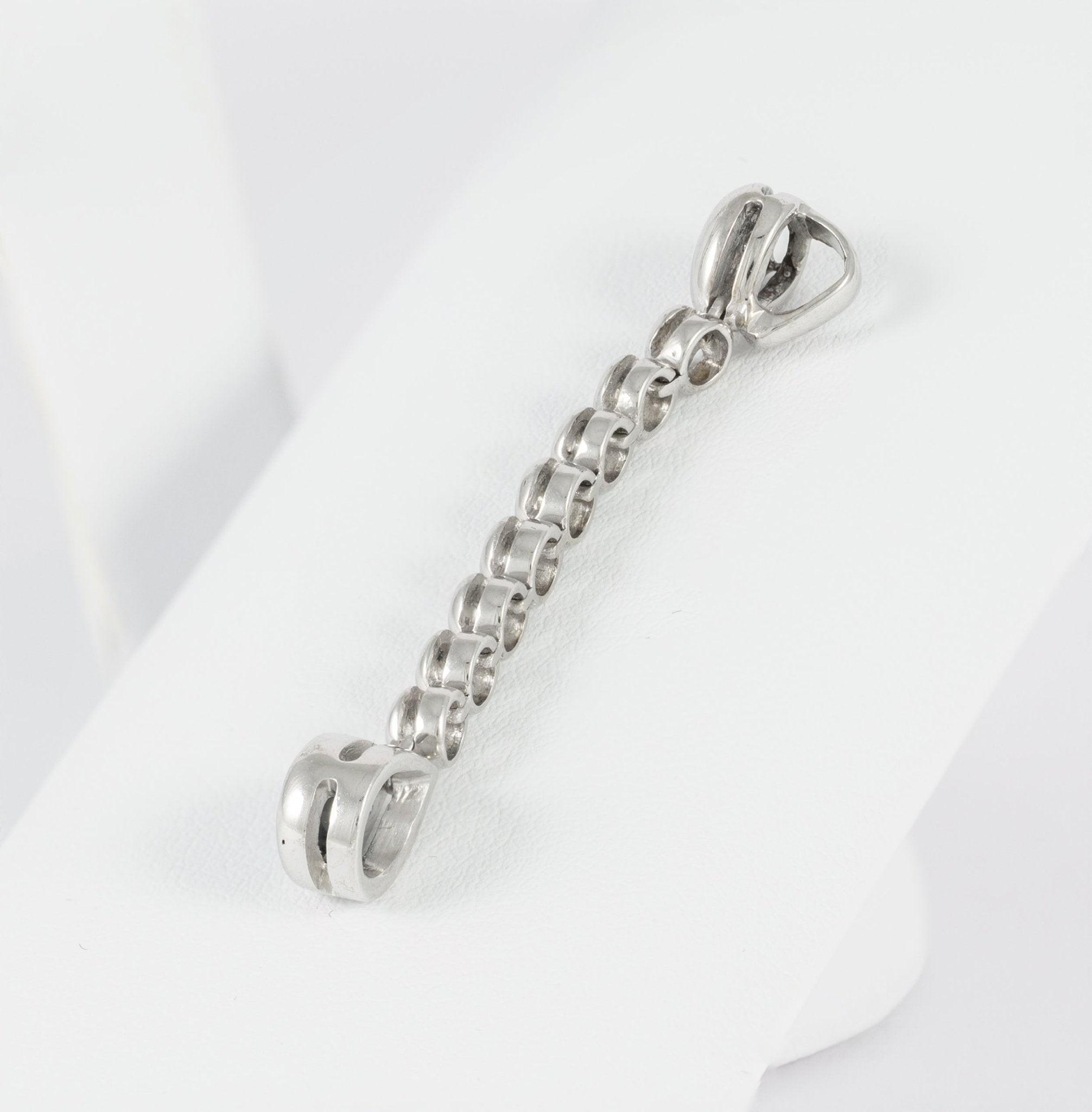 Conjunto pendientes y colgante en oro blanco con brillantes y zafiros - Mayka Jewels