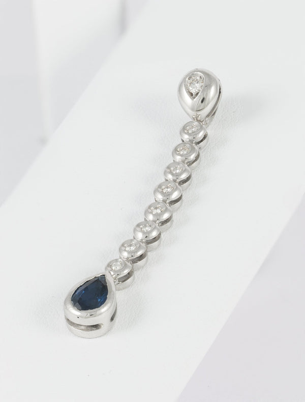 Conjunto pendientes y colgante en oro blanco con brillantes y zafiros - Mayka Jewels