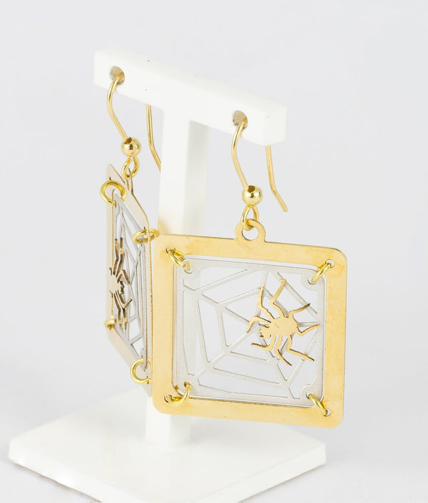 Conjunto pulsera, colgante y pendientes en oro amarillo y blanco 18k - Mayka Jewels