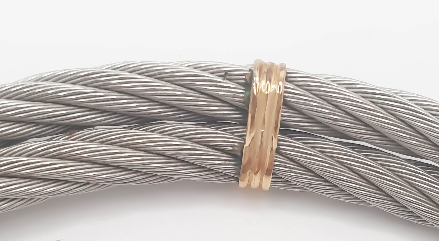 Gargantilla de diseño en oro 18k y acero - Mayka Jewels
