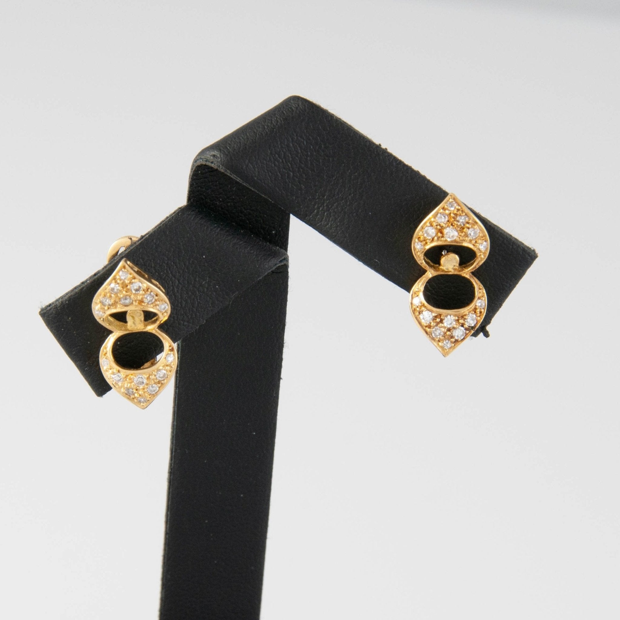 Pendientes en oro 18k con brillantes - Mayka Jewels