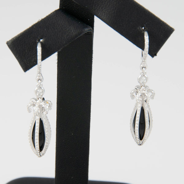 Pendientes en oro blanco 18k con brillantes y Ónix - Mayka Jewels