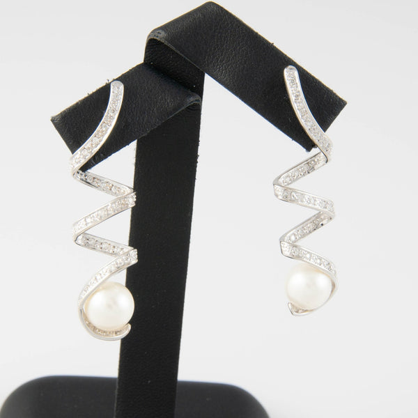 Pendientes en oro blanco 18k con perla y brillantes - Mayka Jewels