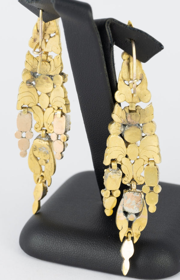 Pendientes Isabelinos en plata bañada con esmeraldas 4.08ct y brillantes 0.9ct - Mayka Jewels