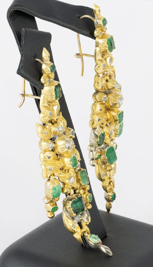 Pendientes Isabelinos en plata bañada con esmeraldas 4.08ct y brillantes 0.9ct - Mayka Jewels