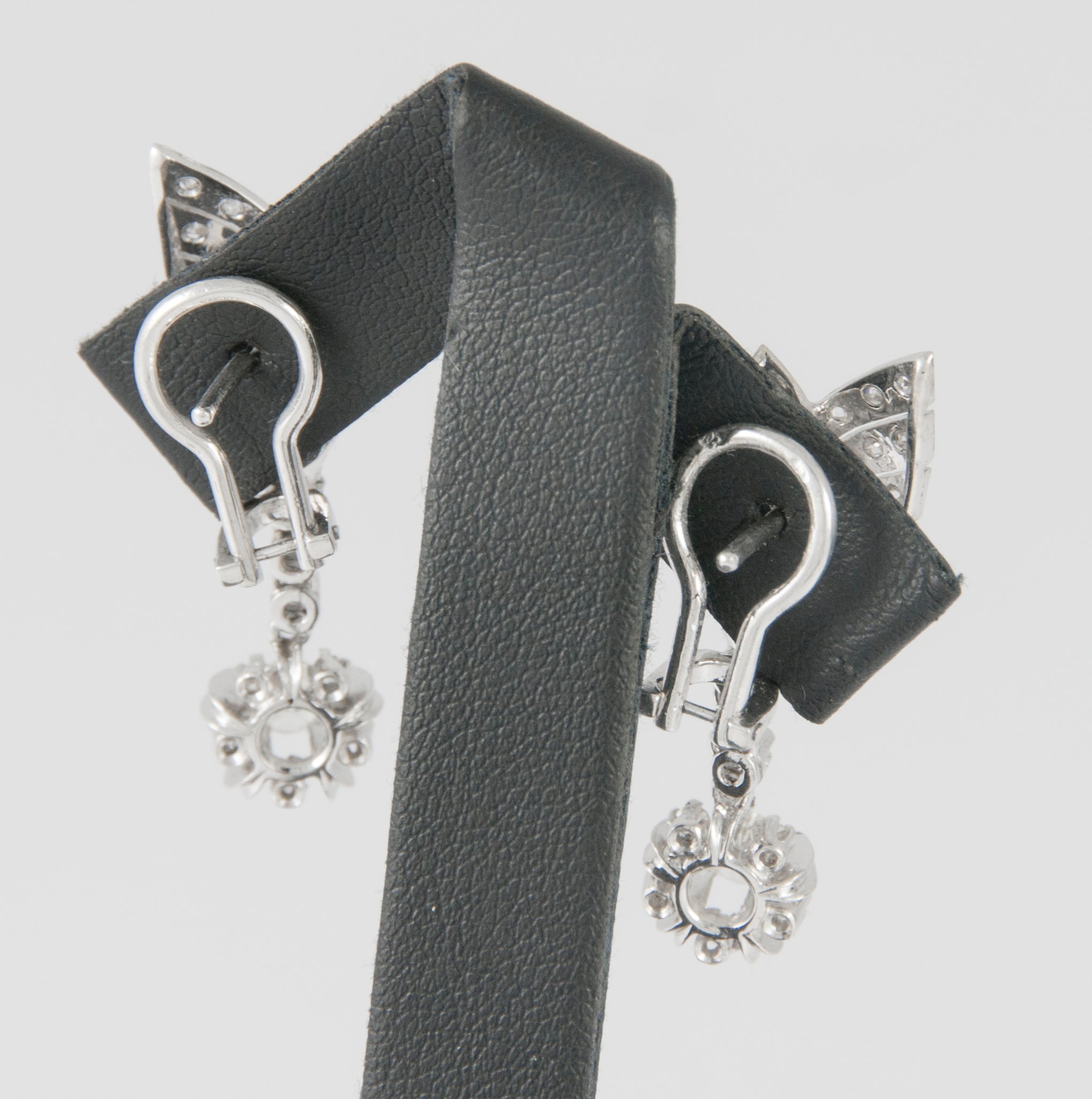 Pendientes en oro blanco 18k y 0.87ct brillantes