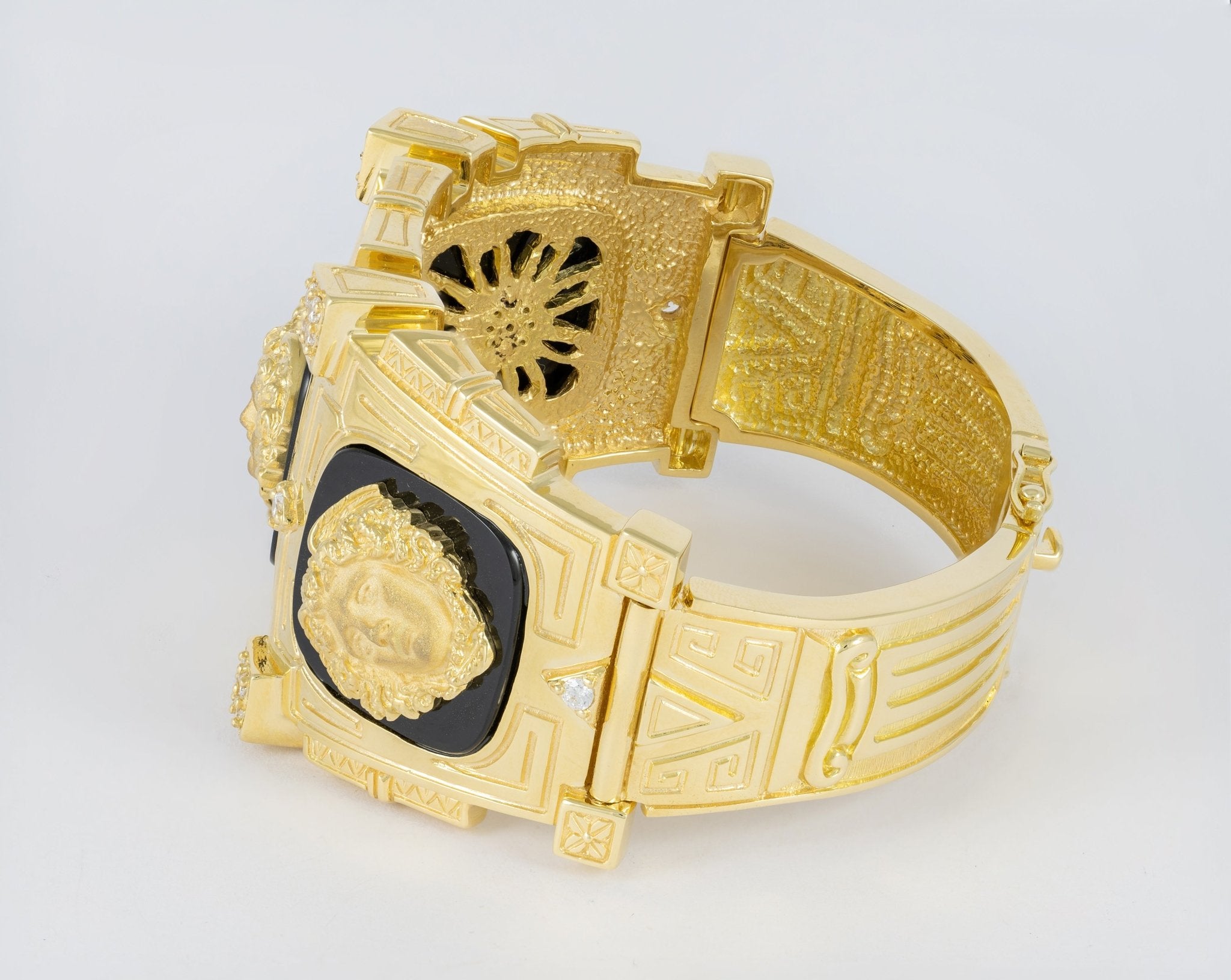 Pulsera brazalete en oro amarillo 18k y ónix - Mayka Jewels