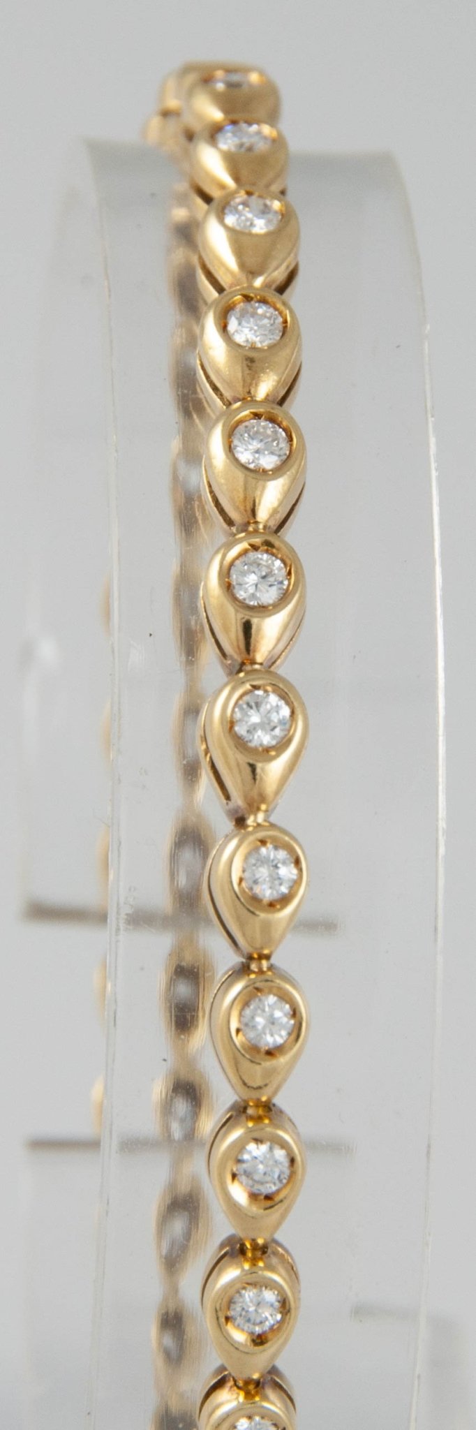 Pulsera en oro 18k con brillantes - Mayka Jewels