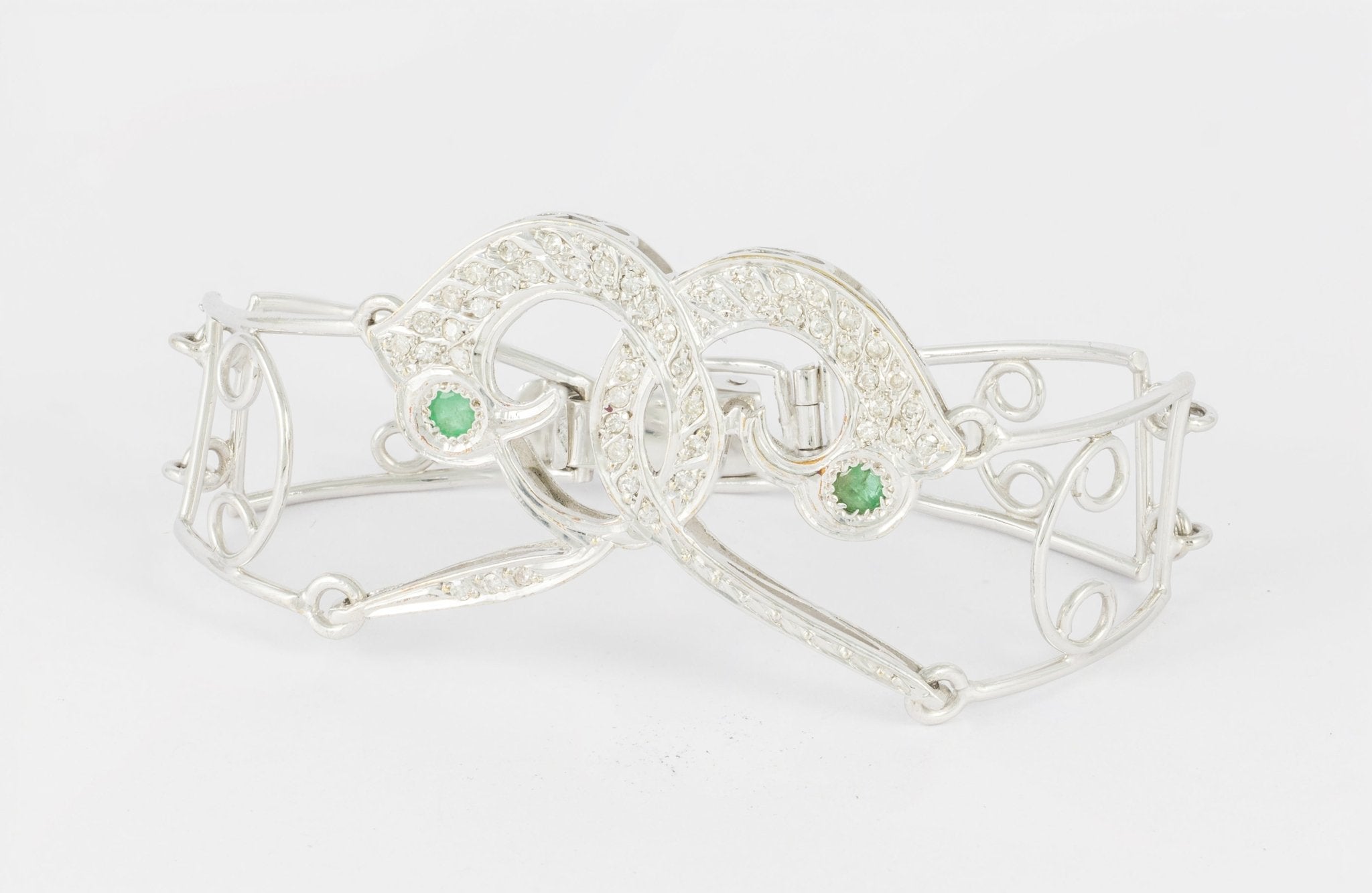 Pulsera en oro blanco 18k con brillantes y esmeraldas - Mayka Jewels