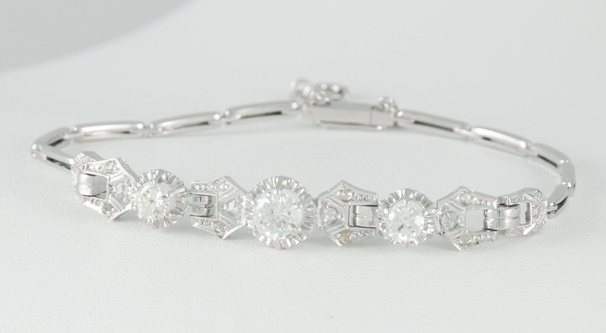 Pulsera en oro blanco 18k y 1.24ct brillantes - Mayka Jewels