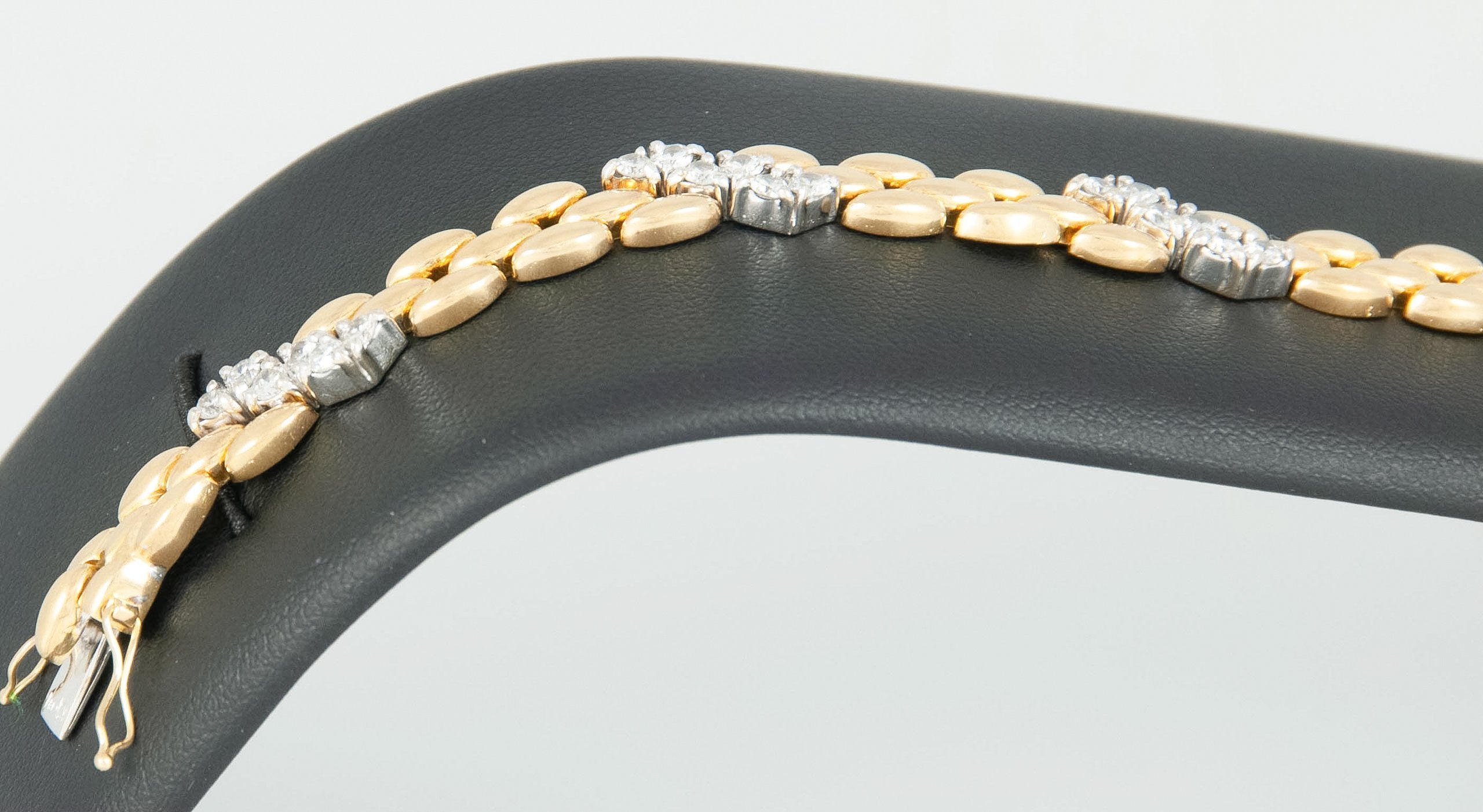 Pulsera en oro y oro blanco 18k con brillantes - Mayka Jewels