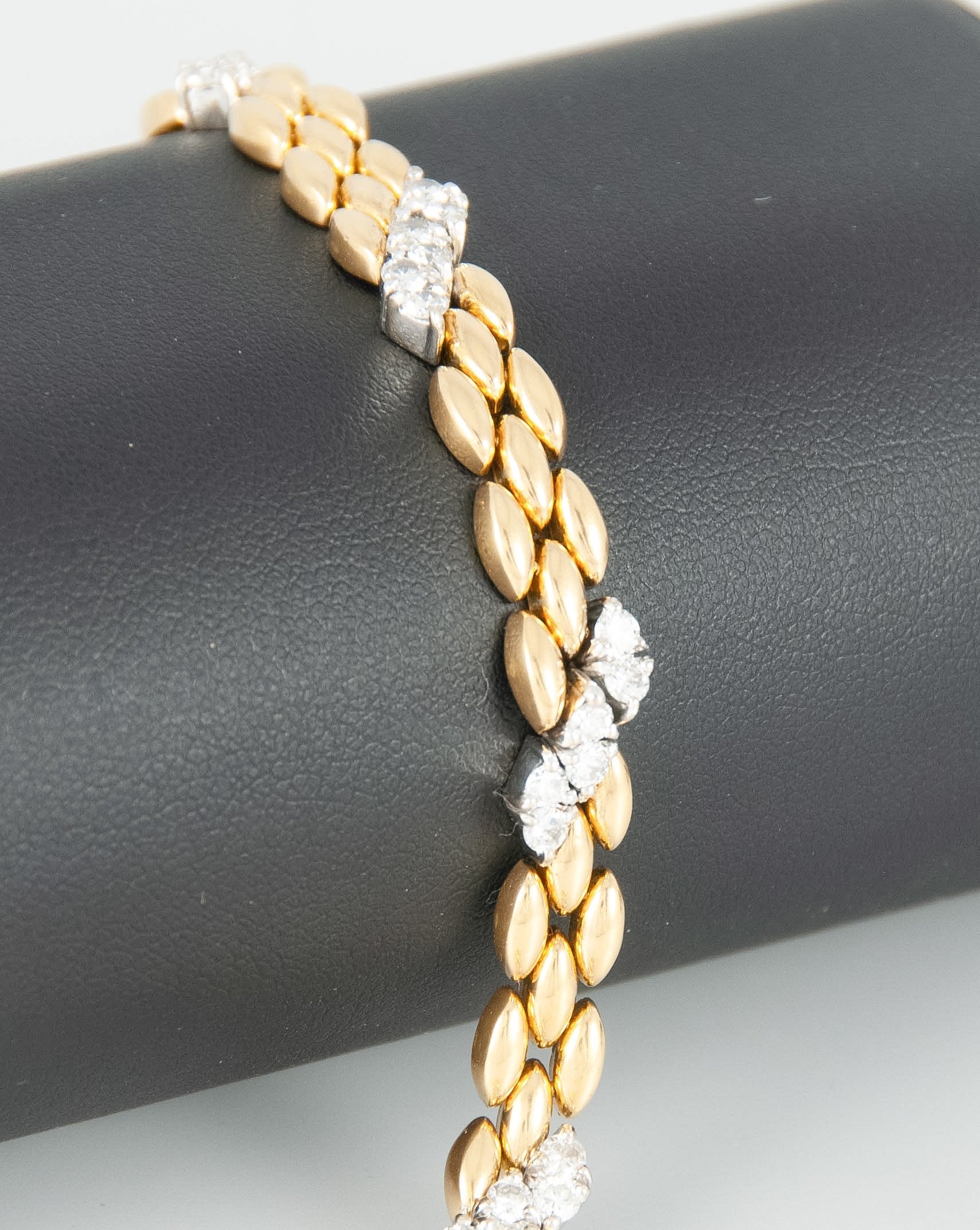 Pulsera en oro y oro blanco 18k con brillantes - Mayka Jewels