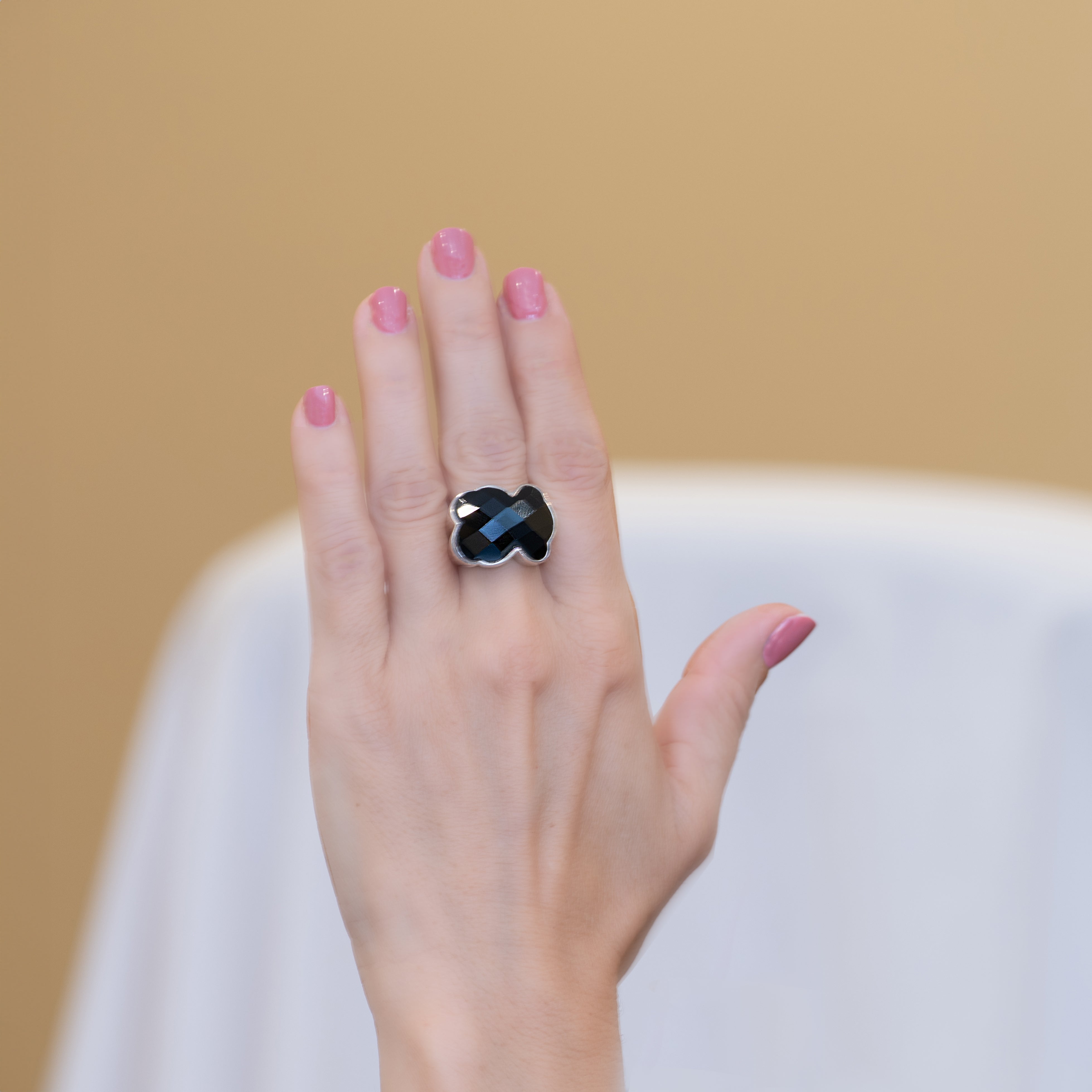 Anillo Tous en Plata 925 y ónix facetado oso Color